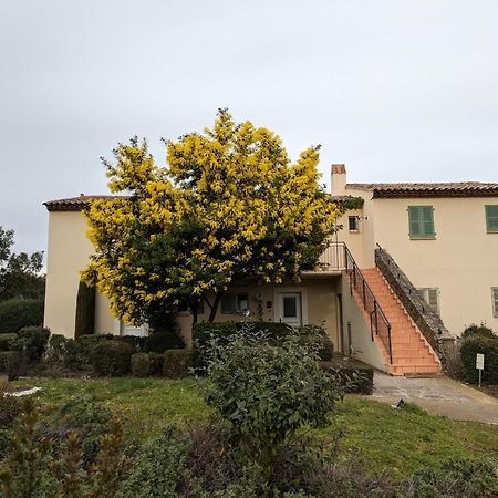Joli F2 Saint Endreol Hameau Palayson Var La Motte Buitenkant foto