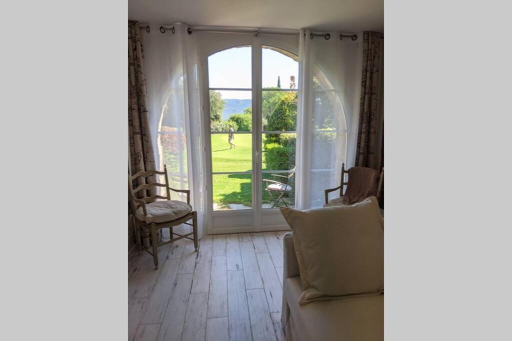 Joli F2 Saint Endreol Hameau Palayson Var La Motte Buitenkant foto